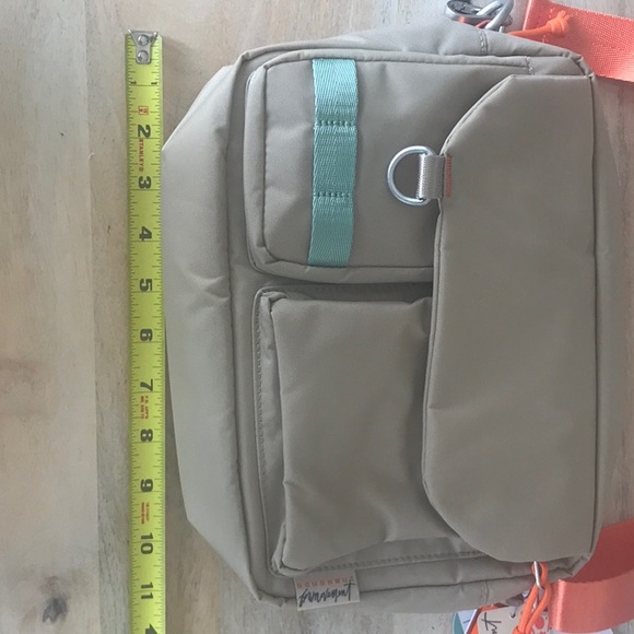 Free People Movement Mission Doughnut Bag 3.5L - Picture 8 of 13